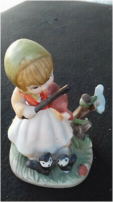 Porzellanfigur Mädchen mit Geige Bisquitporzellan
