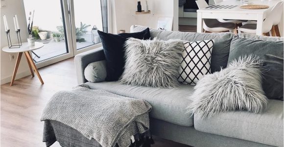 Pinterest Wohnzimmer sofa Die Lammfell Kissenhülle Ella ist Das Kuscheliges Highlight